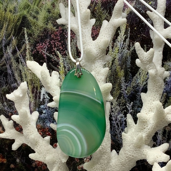 Agate Pendant Necklace on Cotton Cord - Picture 2 of 7